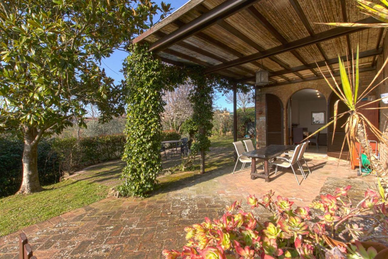 Il Giardino Del Giuggiolo Apartment Сиена Екстериор снимка