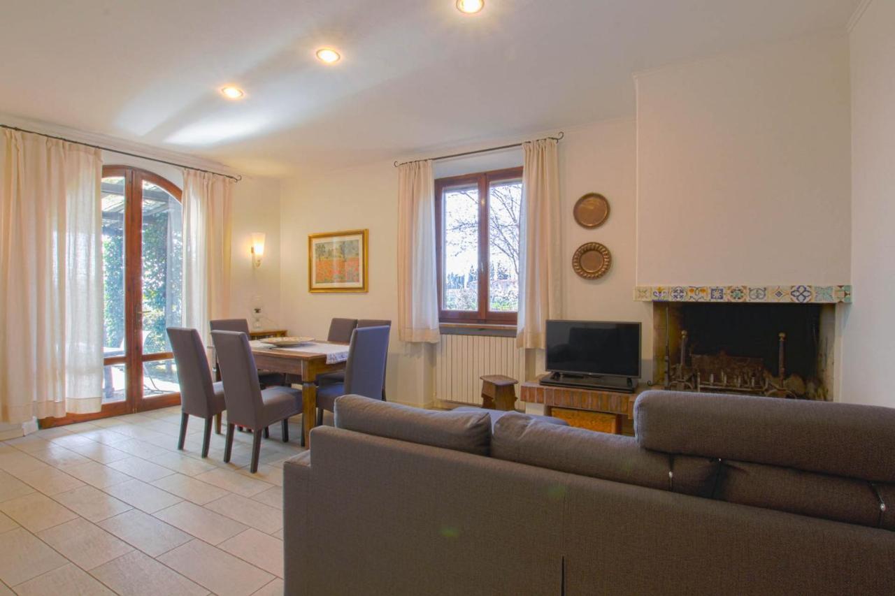 Il Giardino Del Giuggiolo Apartment Сиена Екстериор снимка