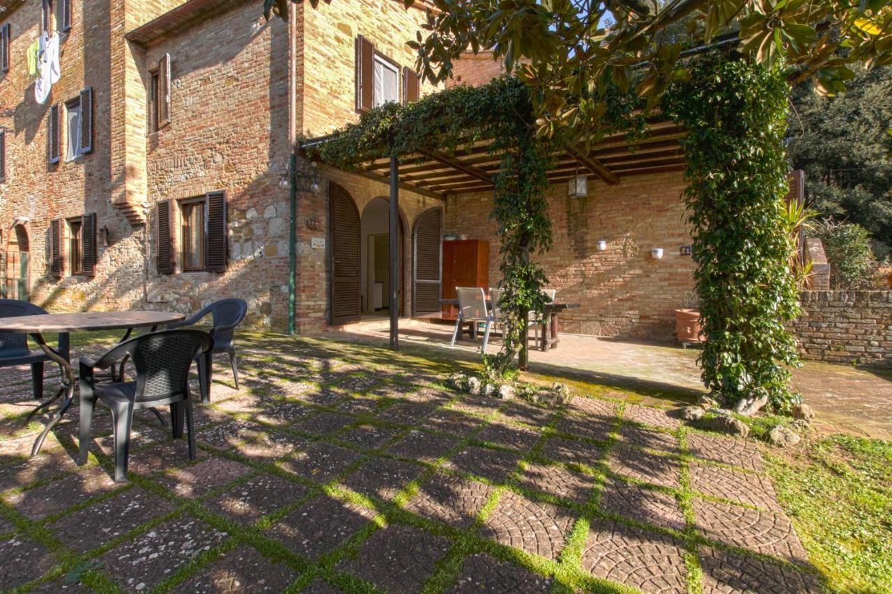 Il Giardino Del Giuggiolo Apartment Сиена Екстериор снимка